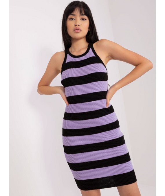 Megzta dryžuota suknelė (Juodos ir violetinės spalvos)